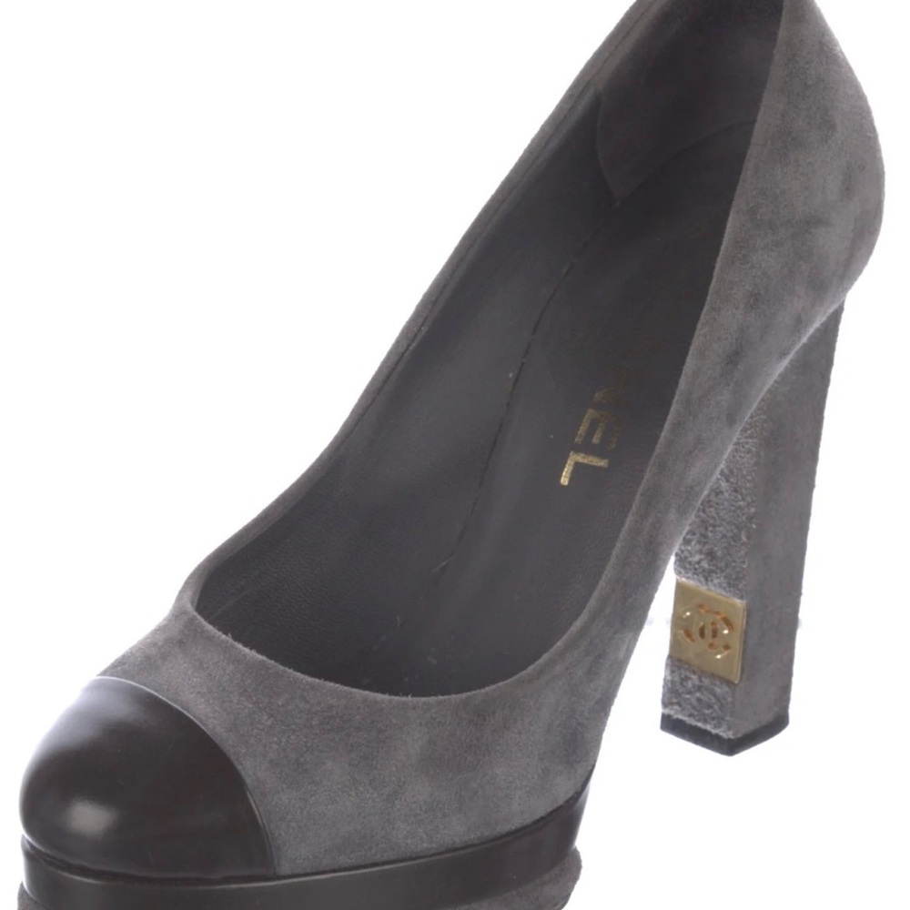 CHANEL Gray and Black Women's heels